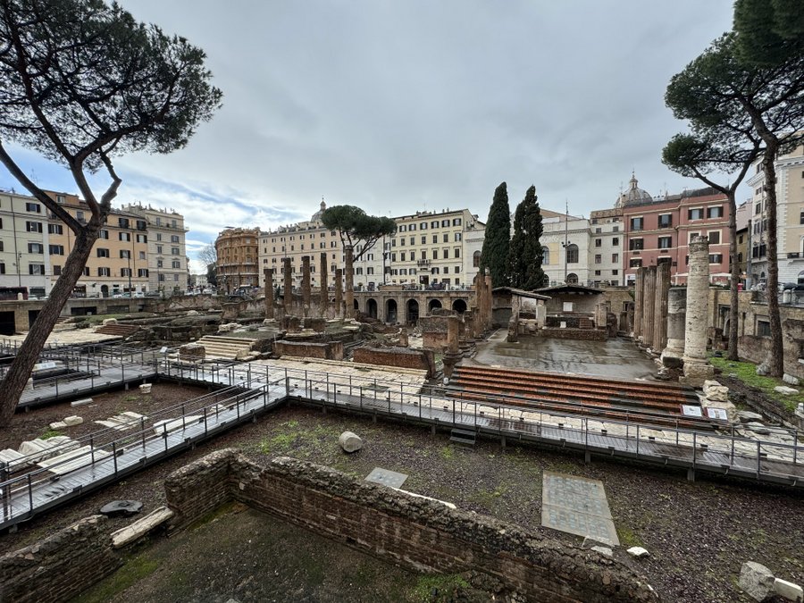 Pompeja kūrija