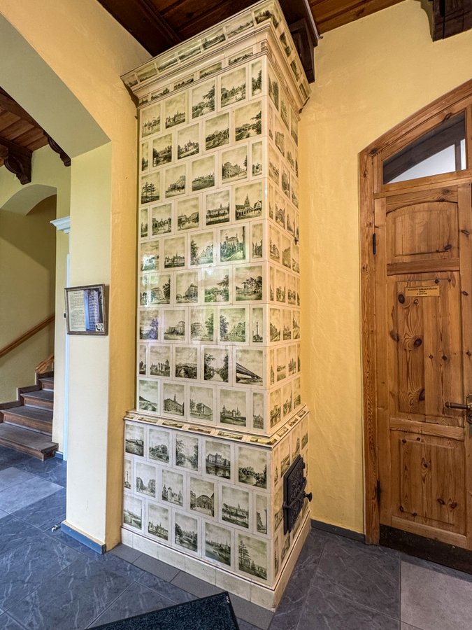 Jaunmoku pils podiņu krāsns
